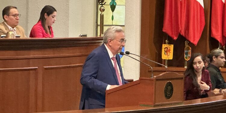 Rocha resalta avances en Sinaloa durante su Informe de Gobierno ante Congreso