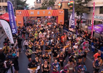 Arranca el Maratón Internacional de Culiacán en su 33ª edición con entusiasmo y participación récord