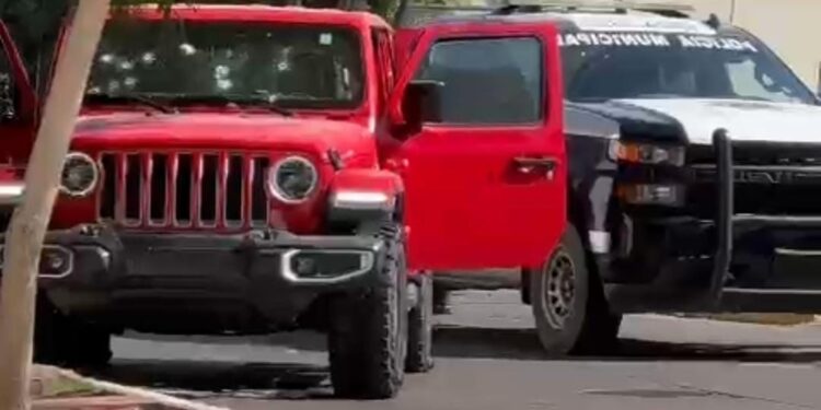 Niño de 7 años pierde la vida en atentado junto con su familia en Valle Alto