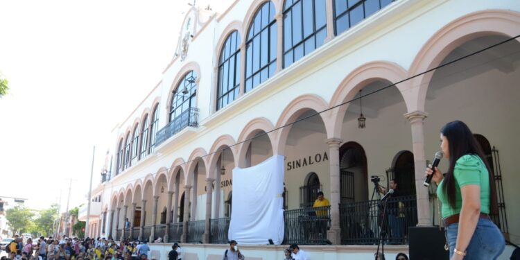 Fueron 220 millones de pesos de recursos estatales los que se dieron a la UAS: Rocha