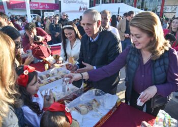 Alcalde de Ahome invita a la tradicional Rosca de Reyes