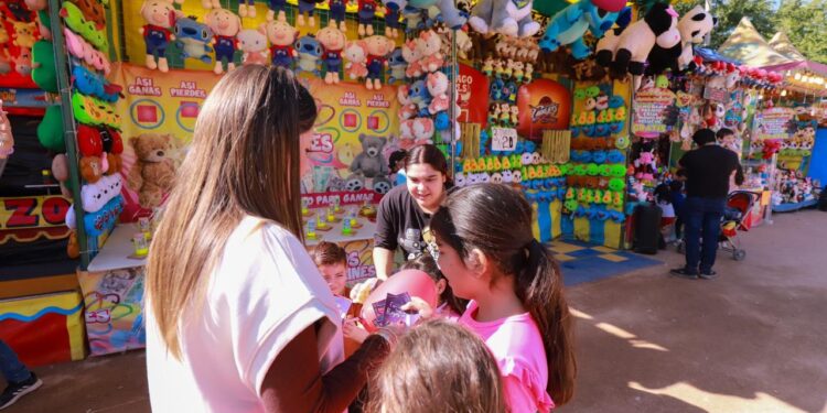 Más de 3 mil personas disfrutaron de forma gratuita el último día de la verbena Culiacán edición 2023