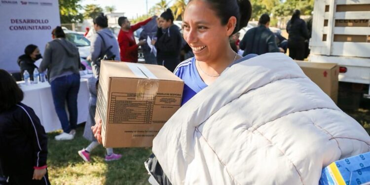 Las Brigadas del Bienestar de DIF llegaron Los Hornos y “Salsipuedes” en Guasave
