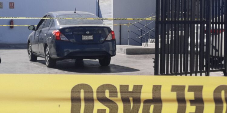 Asesinan a balazos a un hombre en el estacionamiento del Panamá de Las Quintas