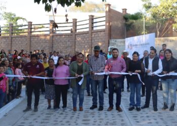 “Estamos cumpliendo a todas las comunidades de Badiraguato”: López Elenes inaugura obra en San Antonio de la Palma