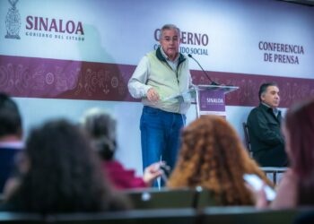 Los funcionarios que pidan secretarías que quedarán vacantes por aspiraciones políticas tendrán un punto menos, advirtió Rocha Moya