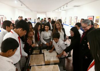 Abre la muestra “Los libros de Texto Gratuitos en la Historia de México, 1960-2023” en el MASIN