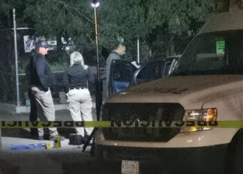 Matan a balazos a un hombre y una mujer en Infonavit Las Flores