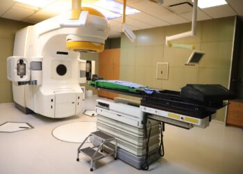 Gobierno de Rocha Moya adquirirá un nuevo acelerador lineal para tratar el cáncer