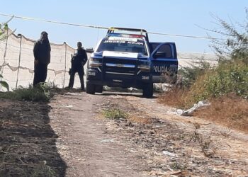 Hallan a un hombre sin vida en un canal de Costa Rica