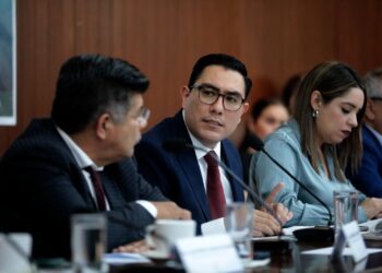 Deja atrás ISSSTEESIN desorganización y falta de acceso a vivienda: Ambrocio Chávez