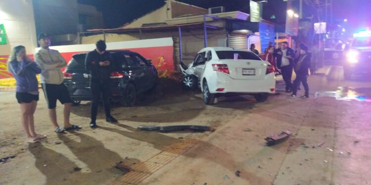 Lesiones graves sufrió un joven al chocar automóvil y quedar prensado en Las Cucas