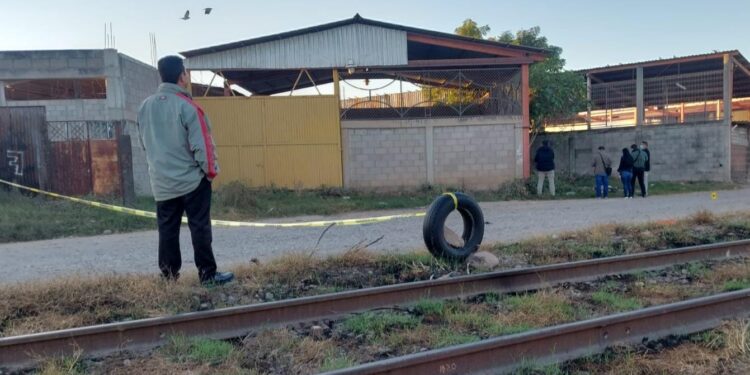 Hallan a un hombre ejecutado en la colonia Infonavit Las Flores