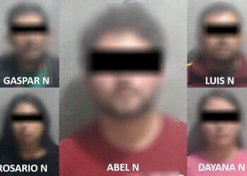 Tres hombres y dos mujeres fueron detenidos por robo a comercio