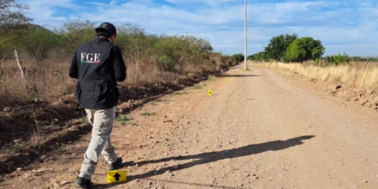 Localizan a un hombre asesinado al sur de Culiacán