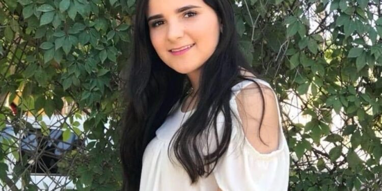 ¡Su familia la busca! Maxine Ximena está desaparecida  tras camionazo de Elota