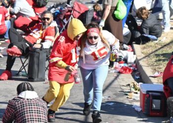 Al menos un muerto y 21 heridos en un tiroteo durante las celebraciones del Super Bowl de los Kansas City Chiefs