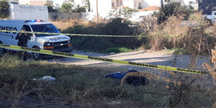 Hallan asesinado a balazos a un hombre en Tierra Blanca