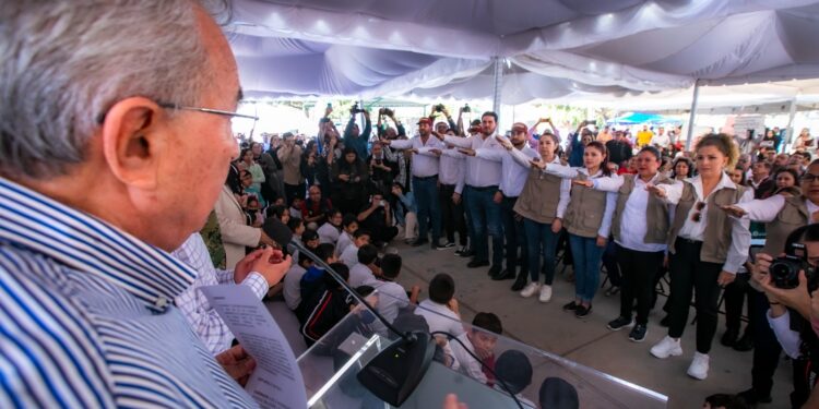 Rocha inaugura Feria por La Paz en Culiacán, organizada por la SSyPC Federal