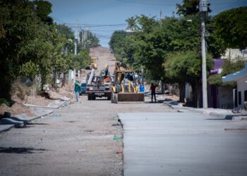 Obras de pavimentación en concreto hidráulico registran avances en colonia Rosario Uzárraga
