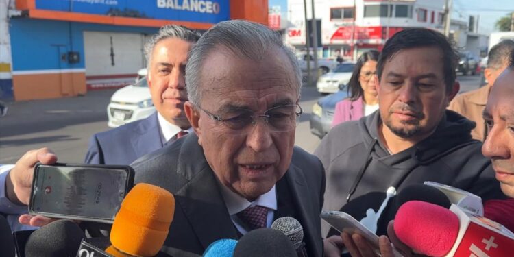 Rocha pide a AMLO incorporar a Sinaloa en decreto de subsidio de energía