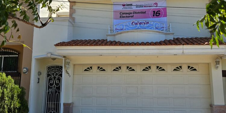 Roban oficinas del Consejo Distrital número 16 del IEES en Lomalinda