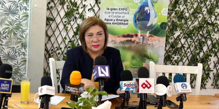 “No se vale que llegue por nepotismo, que haga méritos”: María Inés Pérez a Jesús Ibarra