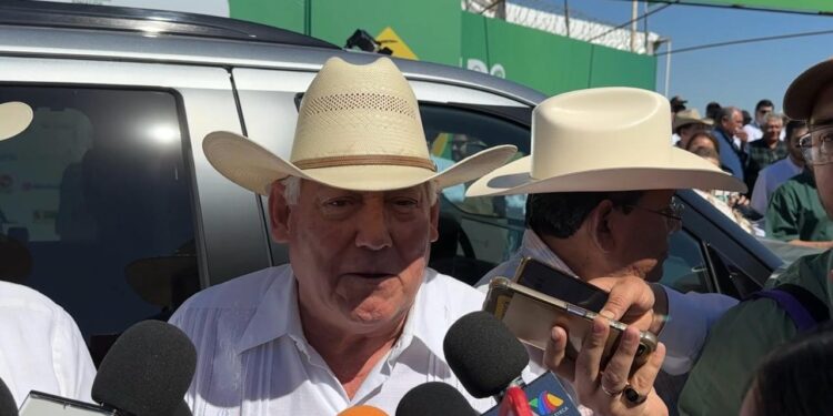 El campo está en paz y trabajando, resaltó Víctor Villalobos