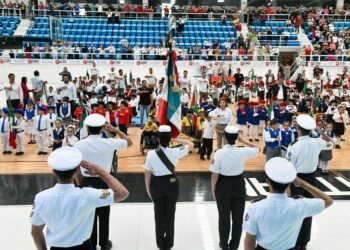 Con encuentro entre escoltas, conmemoran el Día de la Bandera en Nivel Preescolar Federal
