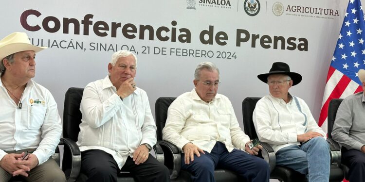 Ken Salazar afirmó que quisiéran que no hubiera alerta porque tiene impacto para Sinaloa