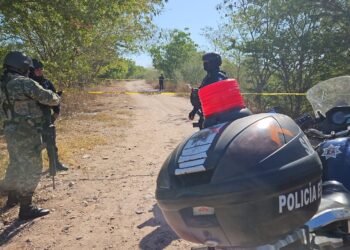 Hallan a un hombre asesinado a un costado del Río Tamazula