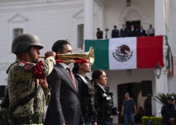 Ayuntamiento celebra Día de la Bandera con edición 29 del Desfile Conmemorativo