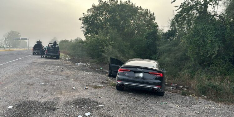 Tras persecusión, Grupo Élite recupera vehículo en Navolato