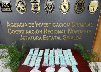 FGR asegura en empresa de paqueteria de Culiacán alrededor de 190 mil pastillas de fentanilo