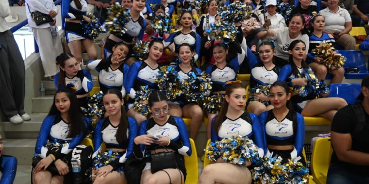Celebran Encuentro Regional de Escoltas, Bandas de Guerra, Porristas y Bastoneras de la zona Centro de la Nueva Universidad