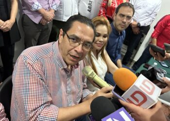 En el PRI no tenemos puntos débiles, son  tiempos de  definiciones y negociaciones: Enrique Díaz