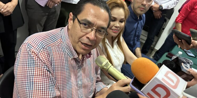 En el PRI no tenemos puntos débiles, son  tiempos de  definiciones y negociaciones: Enrique Díaz