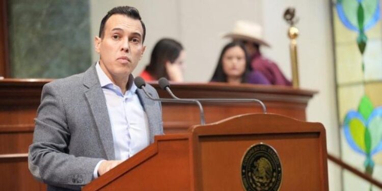 “Estoy listo”: Jesús Ibarra al ser nombrado candidato a diputado federal del 05