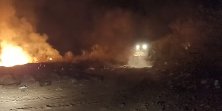 Se registra voraz incendio en el basurón de Culiacán