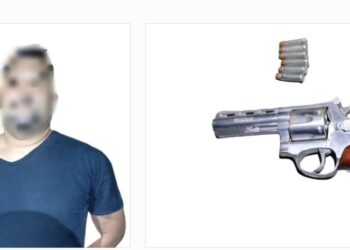 Civil es asegurado con arma de fuego por la PEP