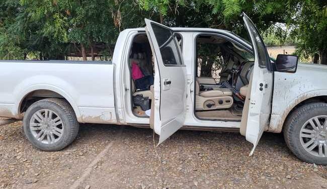 Guardia Nacional detiene a 3 hombres con fusiles de asalto en un vehículo con blindaje artesanal en Sinaloa