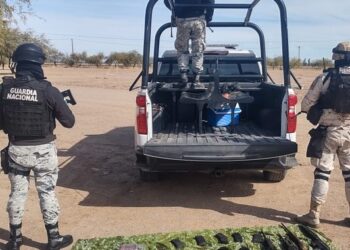 Detiene GN a 2 personas en Sonora con armas de fuego, cargadores y cartuchos