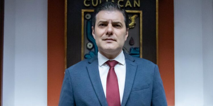 ¡Ya es oficial! José Ernesto Peñuelas Castellanos es Presidente Municipal Sustituto de Culiacán