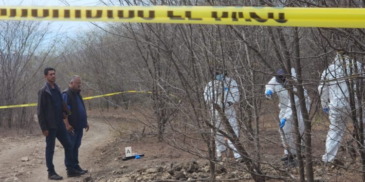 Hallan otro asesinado y semienterrado en Carrizalejo