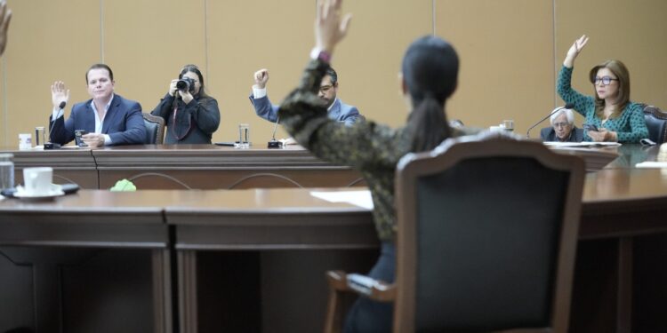 Cecilia Covarrubias González y Alma Rosa Garzón vuelven al Congreso del Estado