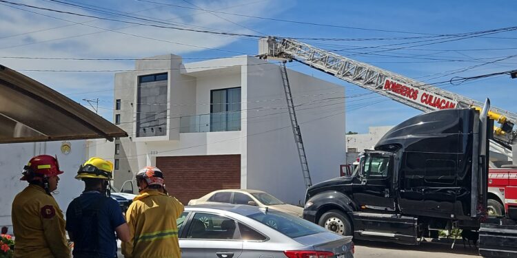 Muere pintor al recibir descarga eléctrica en la Miguel Hidalgo
