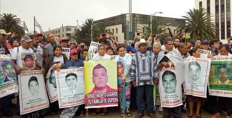 El gobierno de López Obrador es el que está entorpeciendo la investigación: Padres de los 43 desaparecidos