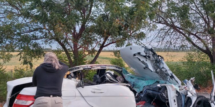 Muere joven y otro resultó herido durante una colisión de tres unidades