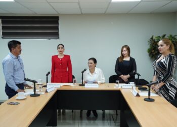 Diputado propone sancionar a quien obligue a otro a firmar documentos en blanco