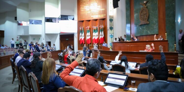 Por mayoría el Congreso aprueba la Reforma a la Ley Orgánica de la UAdeO